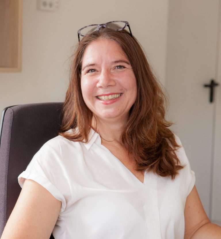 Porträt von Bianca Nelle, Assistentin der Geschäftsführung bei QOPAS
